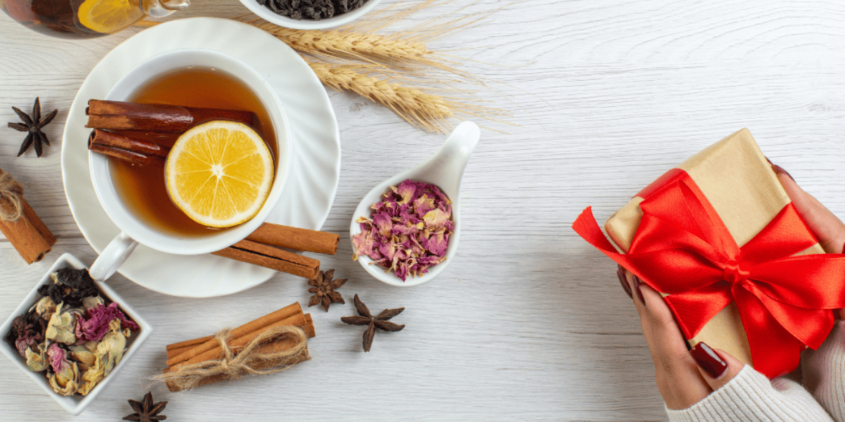 Best Detox Teas for a Post-Holiday Reset: Beat Bloat & Feel Light Again