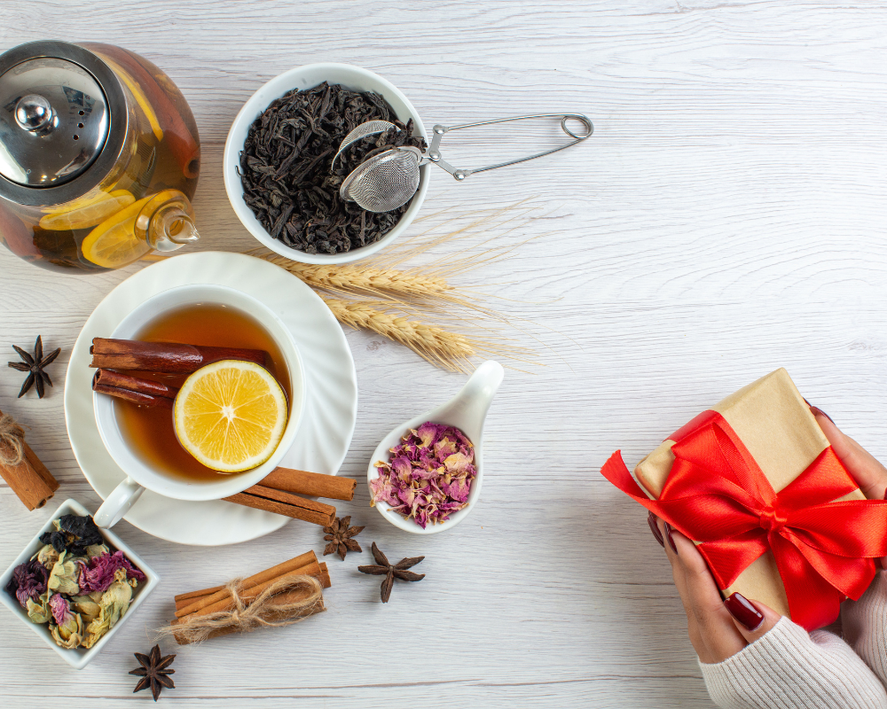 Best Detox Teas for a Post-Holiday Reset: Beat Bloat & Feel Light Again