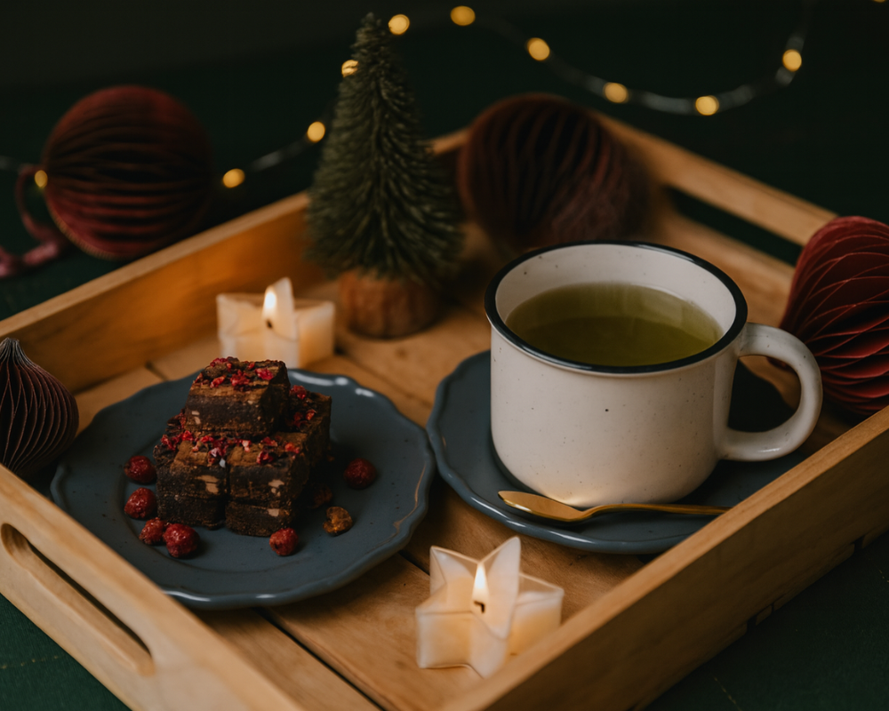 Best Holiday Teas to Sip This Season: Cozy, Festive & Wellness-Boosting Blends